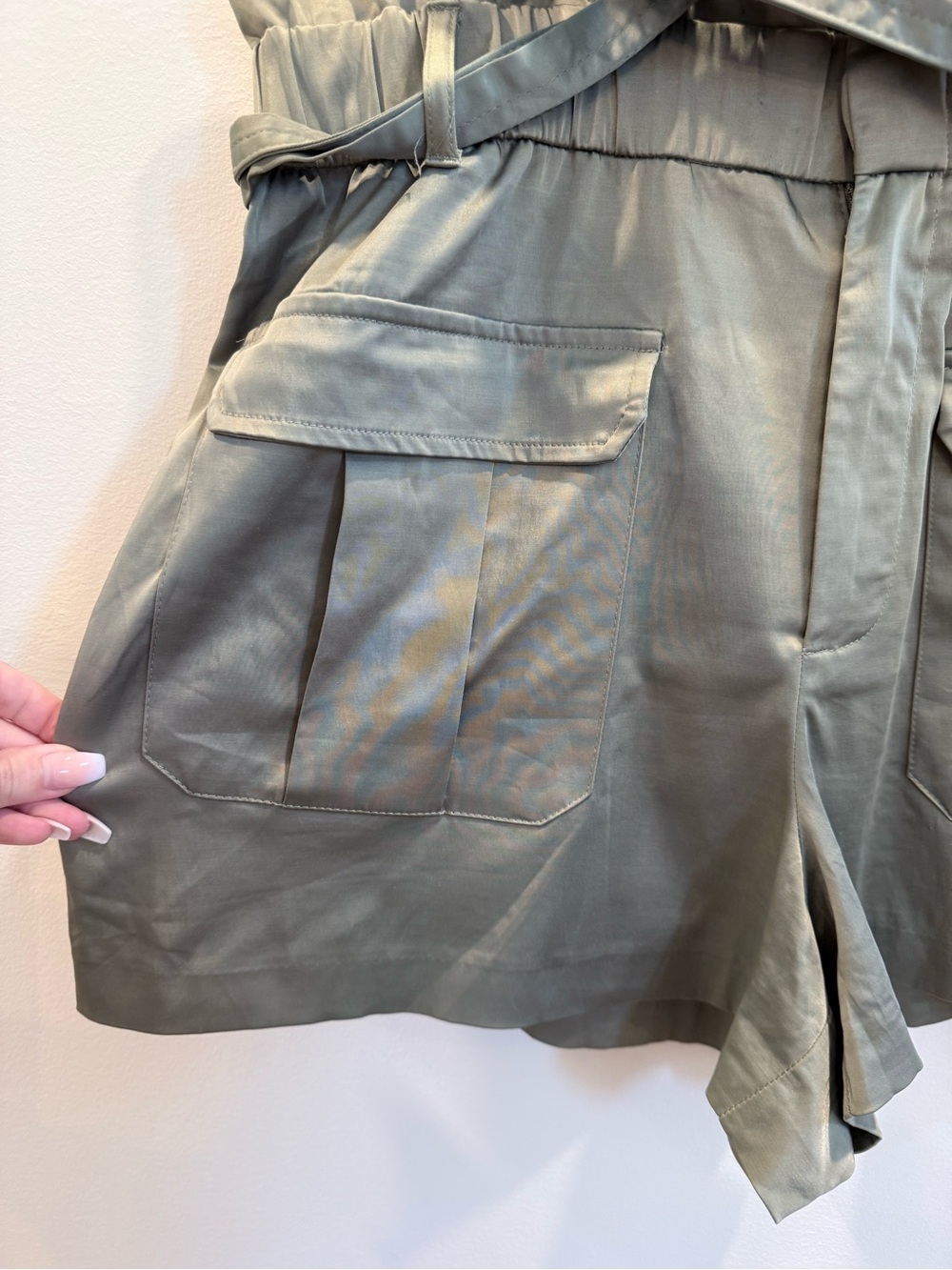 Zara High-Waist Paperbag Cargo Shorts Green Tailored Closet Staple size Large - Picture 6 of 11